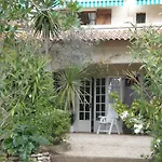 Le Refuge