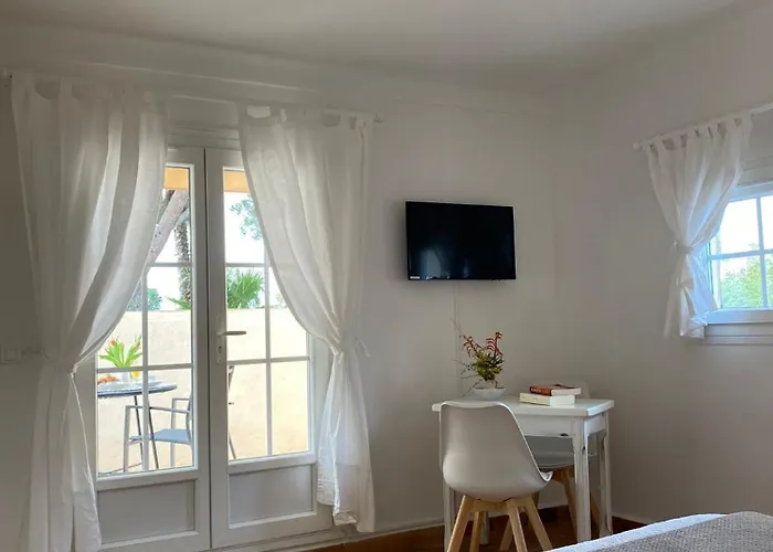 Le Refuge Hotel