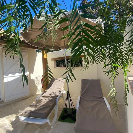 Le Refuge 4* لا كروا فالميه